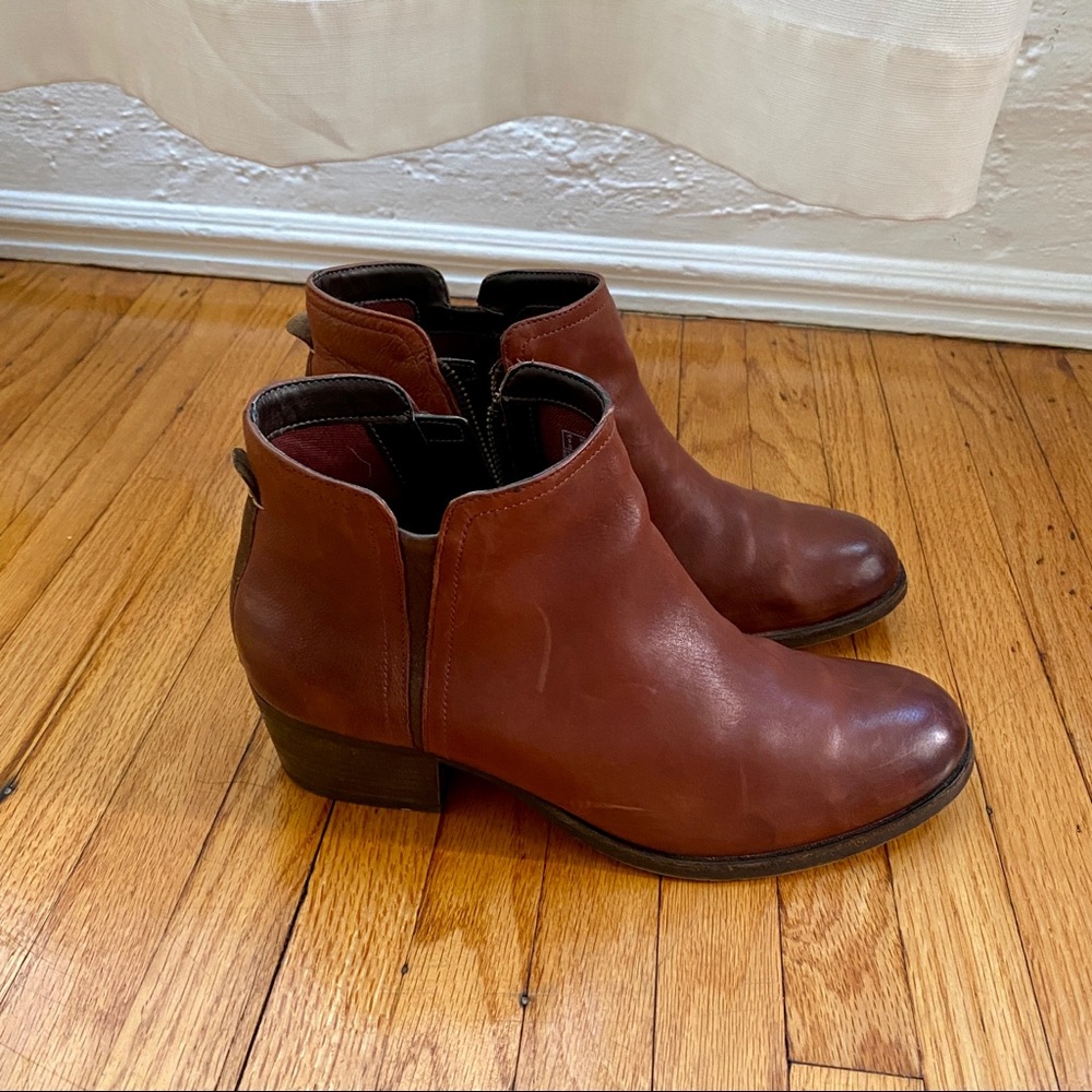 Clarks Leather Chelsea Boot